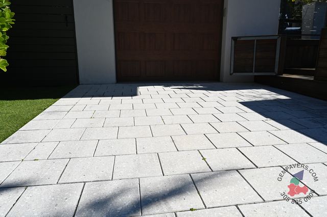 12×12 · Grey Polished