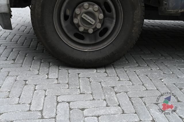 4×4 Mini Brick · Charcoal Tumbled