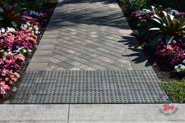 4×4 Mini Brick · Tan Sandstone Taupe