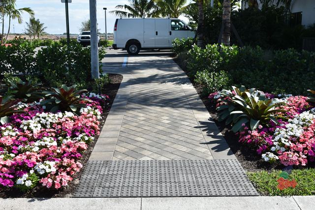 4×4 Mini Brick · Tan Sandstone Taupe