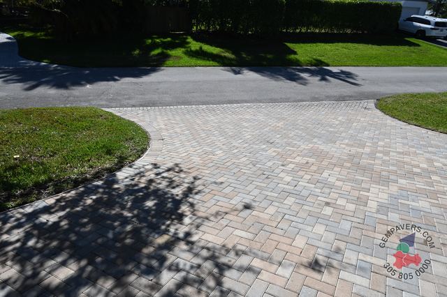4×8 Brick · Amaretto
