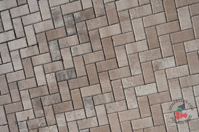 4×8 Brick · Tan Sandstone