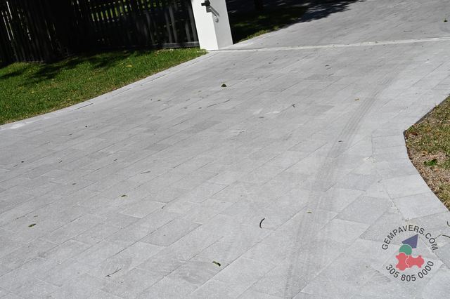 Old Canada · Charcoal Polished