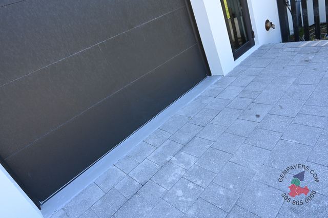Old Canada · Charcoal Polished