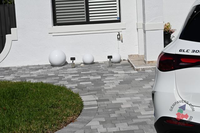 Old Miami · Marble Slate