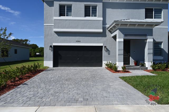 Old Miami · Slate