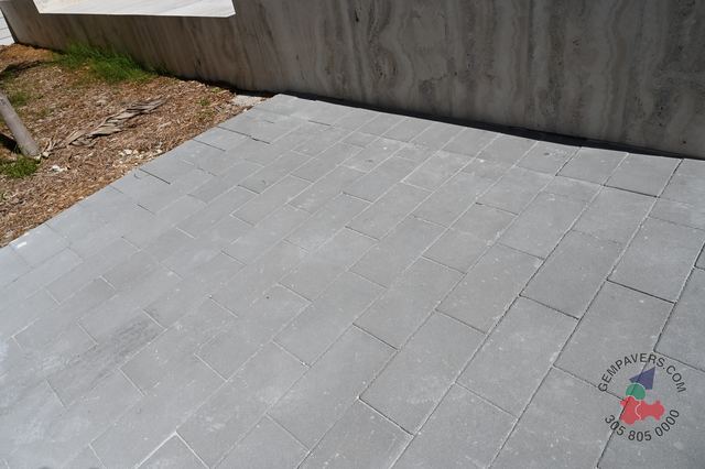 Plank Paver 8×16 · Charcoal