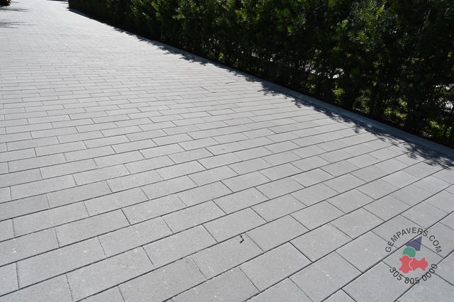 Plank Paver 8×16 · Grey