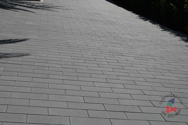 Plank Paver 8×16 · Grey