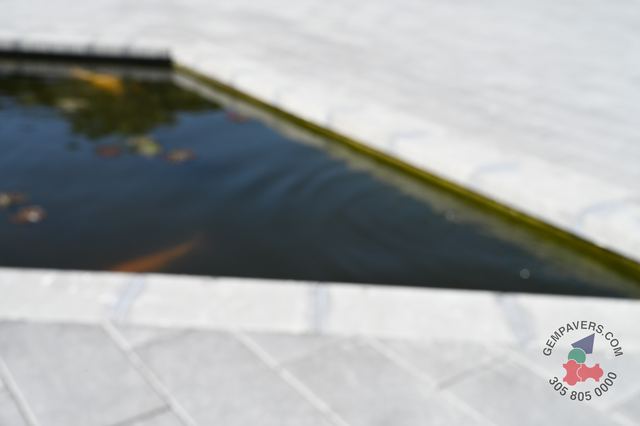 Plank Paver 8×16 · Grey