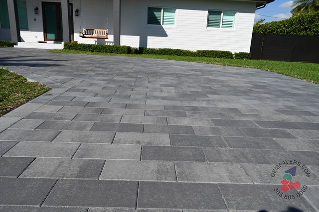 Plank Paver 8×16 · Slate