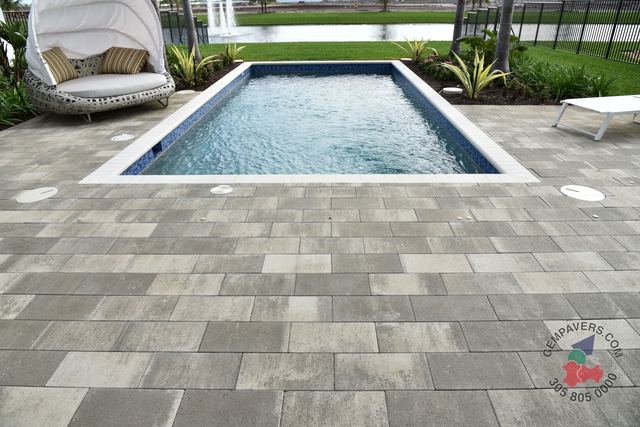 Plank Paver 8×16 · Tan Sandstone White