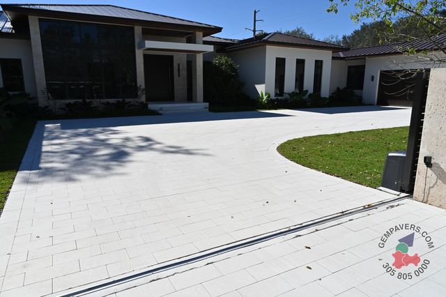 Plank Paver 8×16 · White Polished