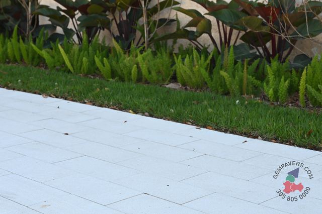 Plank Paver 8×16 · White Polished
