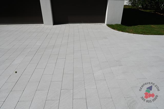 Plank Paver 8×16 · White Polished