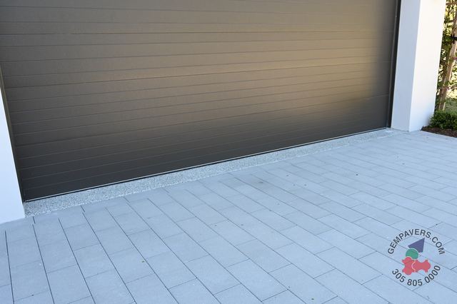 Plank Paver 8×16 · White
