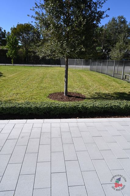 Plank Paver 8×16 · White