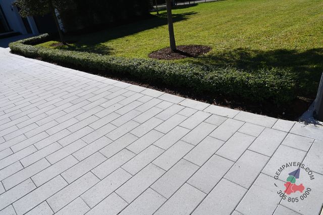 Plank Paver 8×16 · White