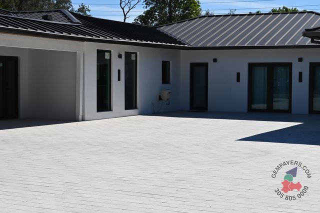 Plank Paver 8×16 · White