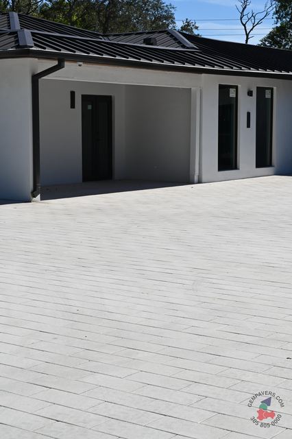 Plank Paver 8×16 · White