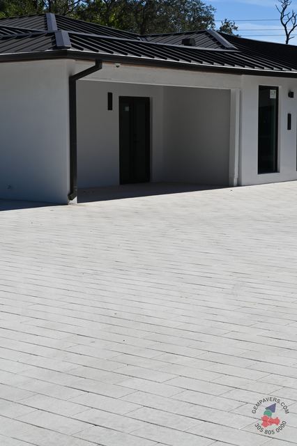 Plank Paver 8×16 · White