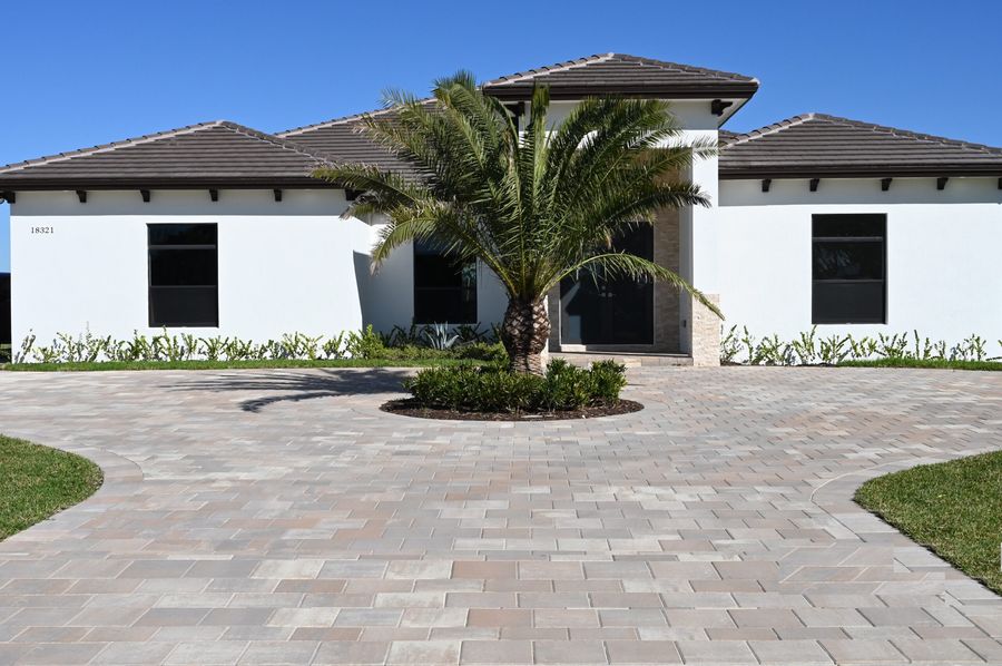 12×12 paver