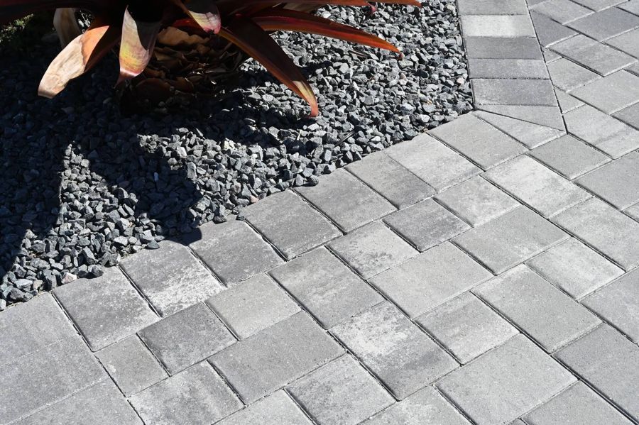 8×8 paver